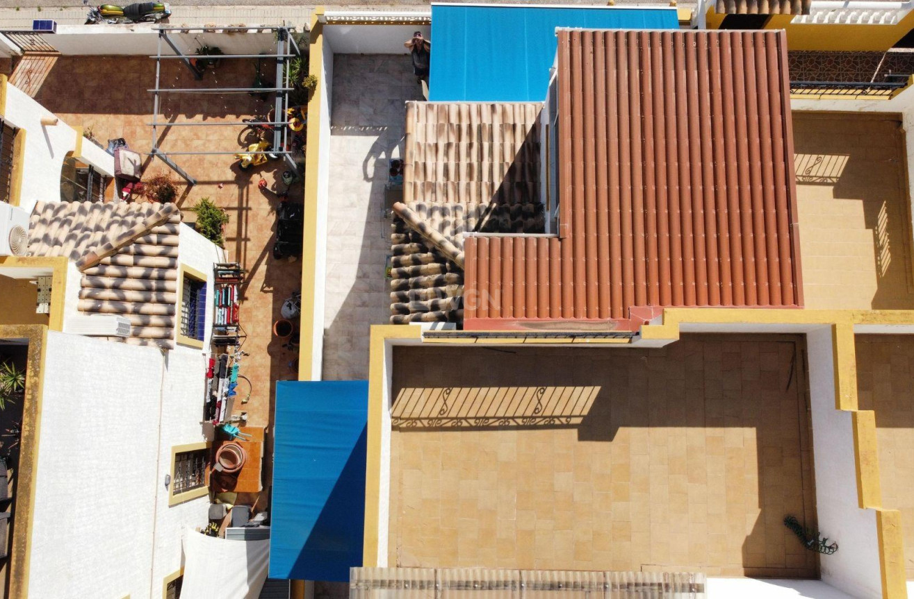 Odsprzedaż - Villa - Torrevieja - Los Balcones