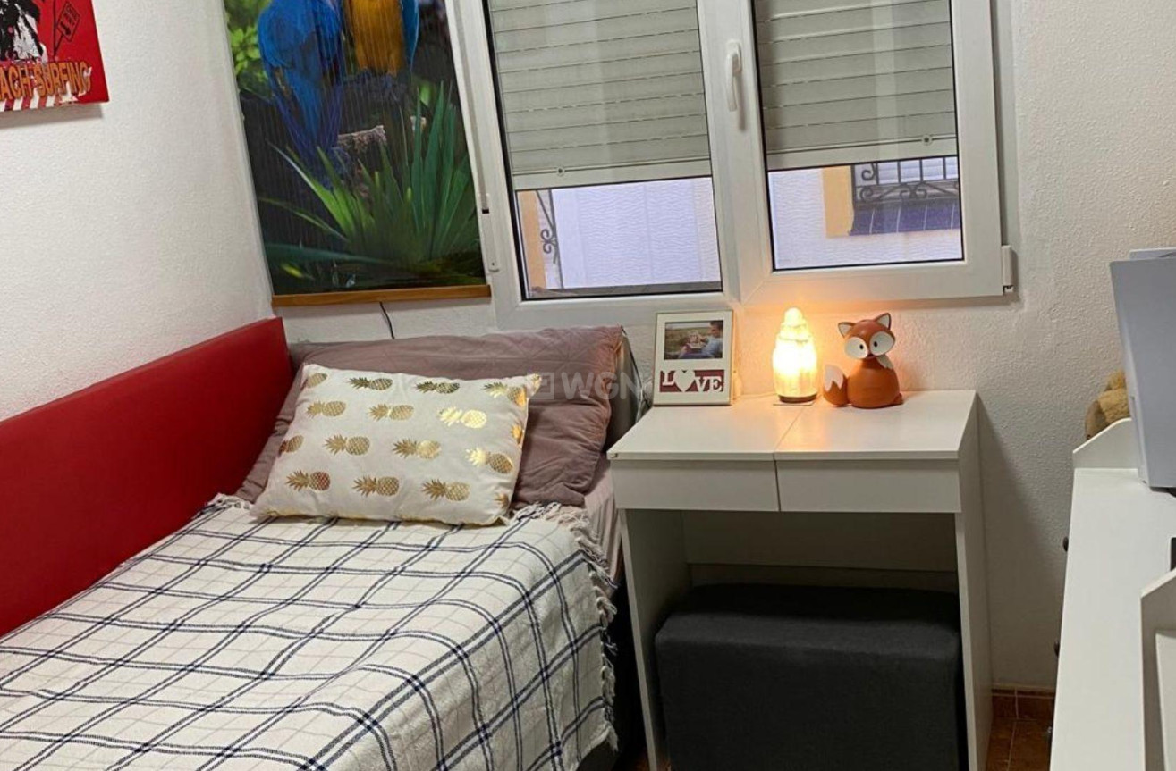 Odsprzedaż - Villa - Torrevieja - Los Balcones