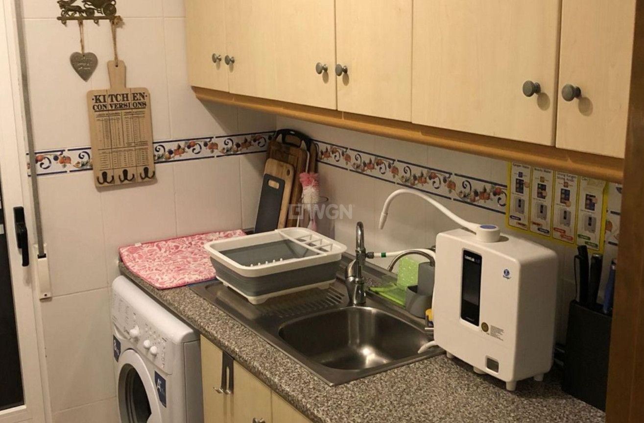 Odsprzedaż - Villa - Torrevieja - Los Balcones