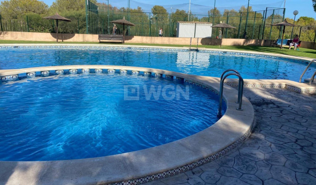 Odsprzedaż - Villa - Torrevieja - Los Balcones