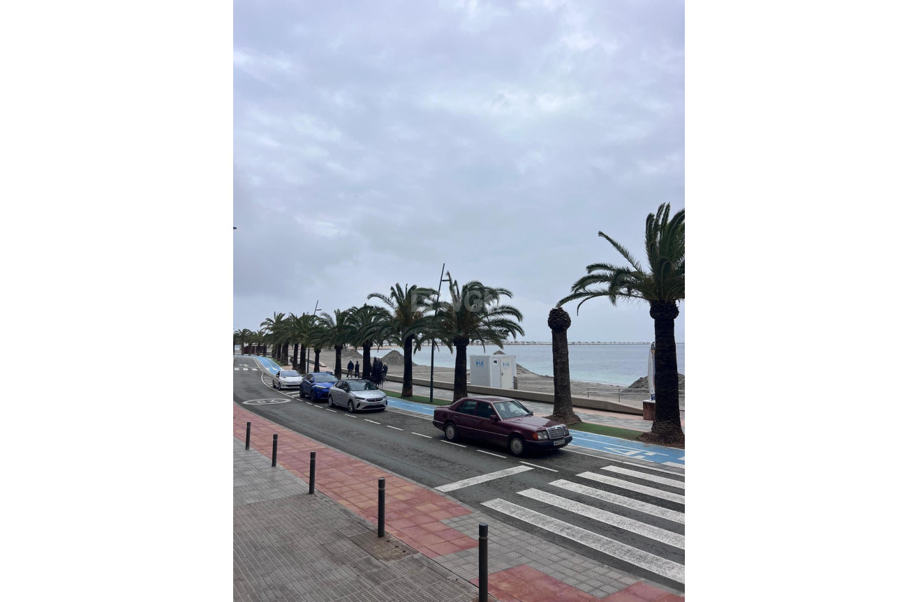 Odsprzedaż - Reklama w telewizji - Lo Pagan - Villananitos