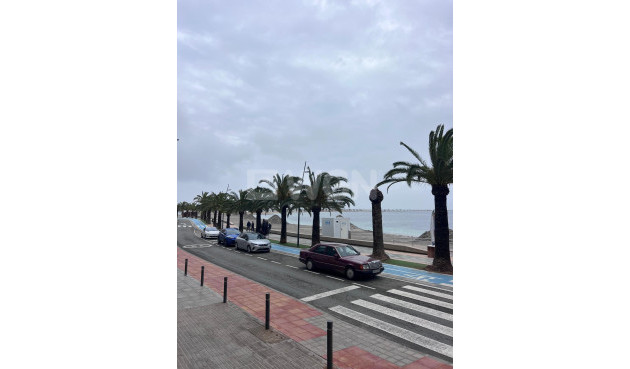 Odsprzedaż - Reklama w telewizji - Lo Pagan - Villananitos