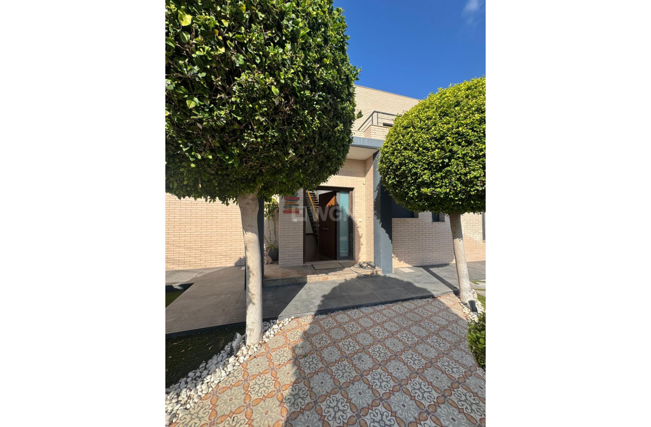 Wiederverkauf - Villa - Mutxamel