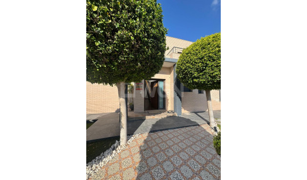 Wiederverkauf - Villa - Mutxamel