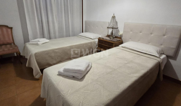 Odsprzedaż - Mieszkanie w bloku - Torrevieja - Centro