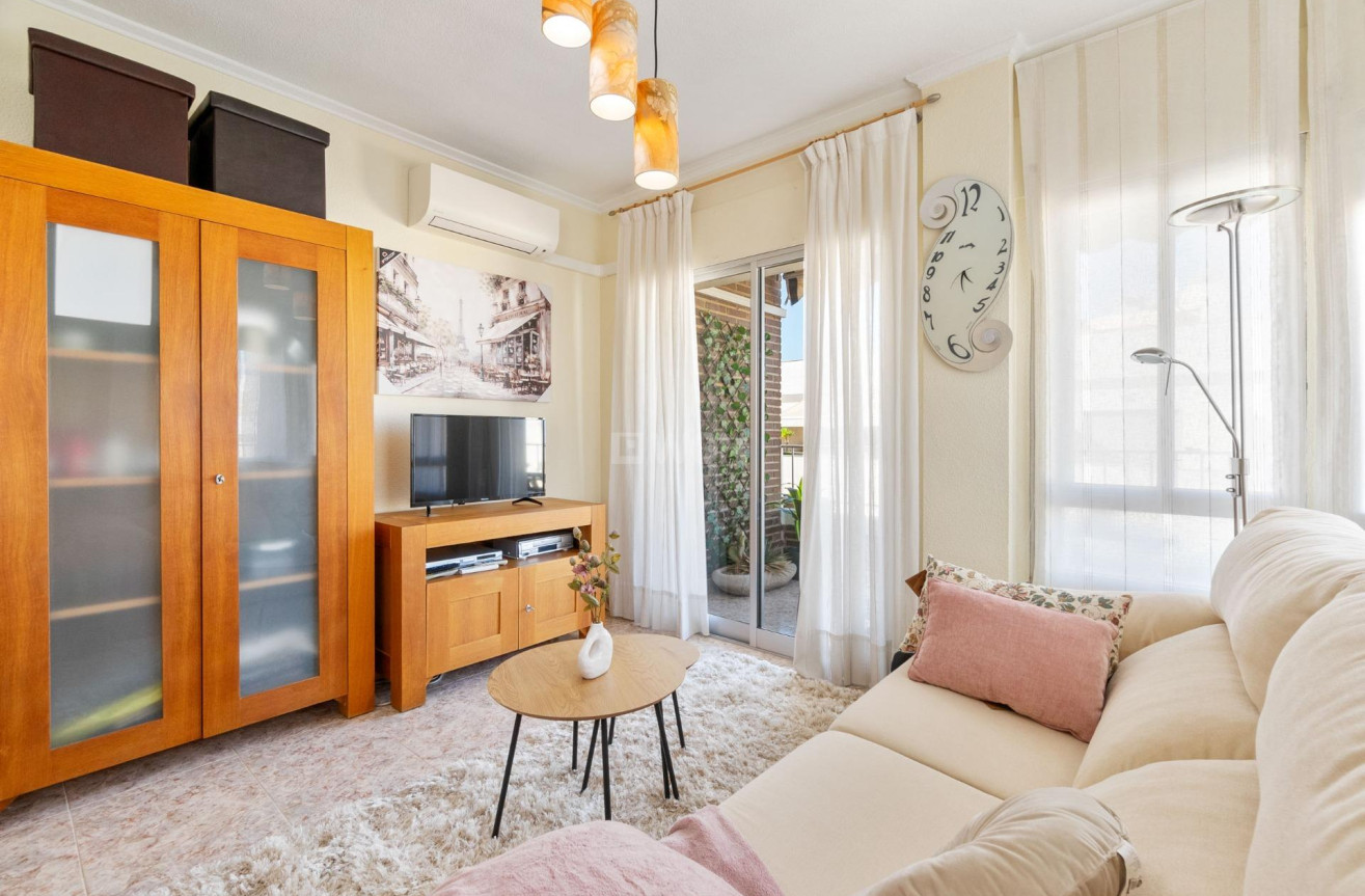 Resale - Apartment / flat - Torrevieja