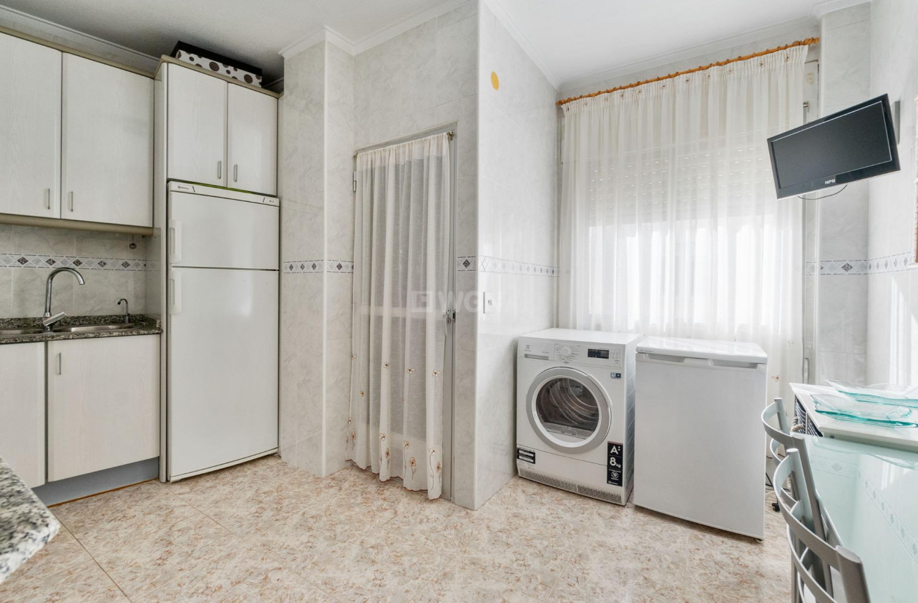 Resale - Apartment / flat - Torrevieja