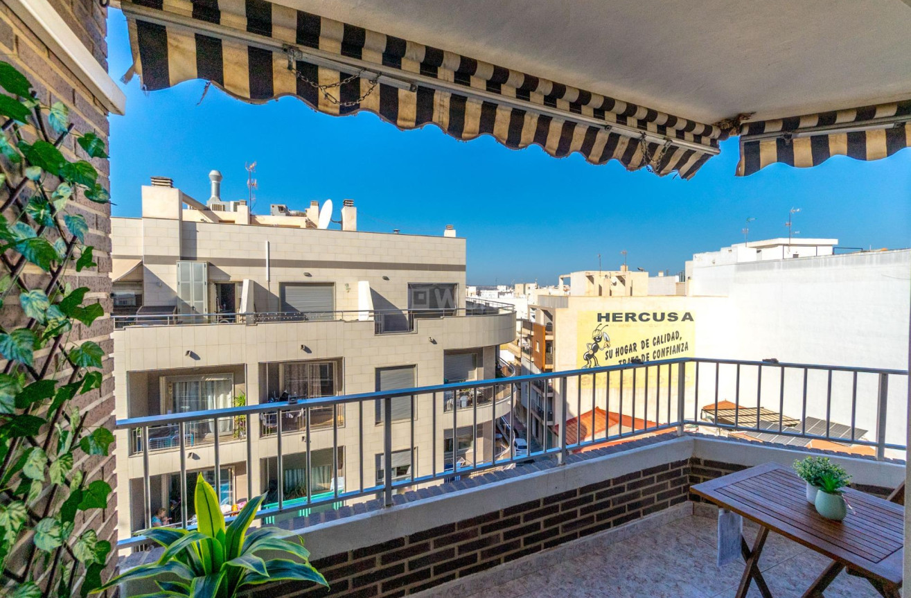 Resale - Apartment / flat - Torrevieja