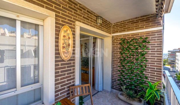 Resale - Apartment / flat - Torrevieja