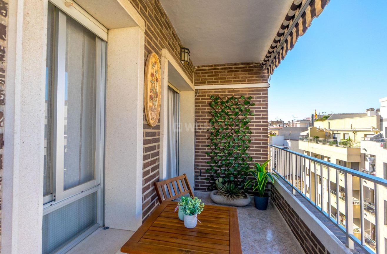 Resale - Apartment / flat - Torrevieja