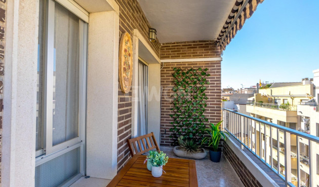 Resale - Apartment / flat - Torrevieja