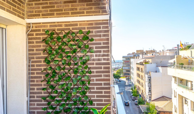Resale - Apartment / flat - Torrevieja