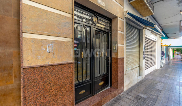 Resale - Apartment / flat - Torrevieja