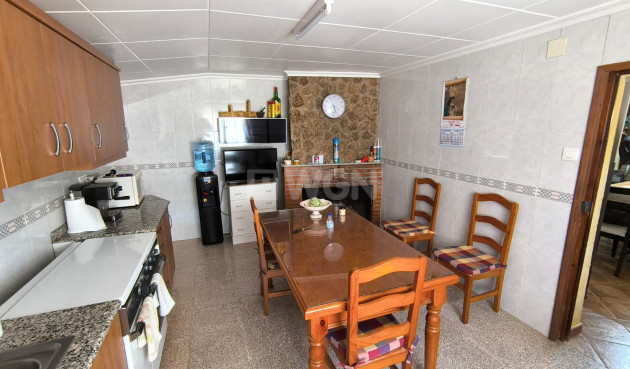 Reventa - Villa - Yecla - Inland