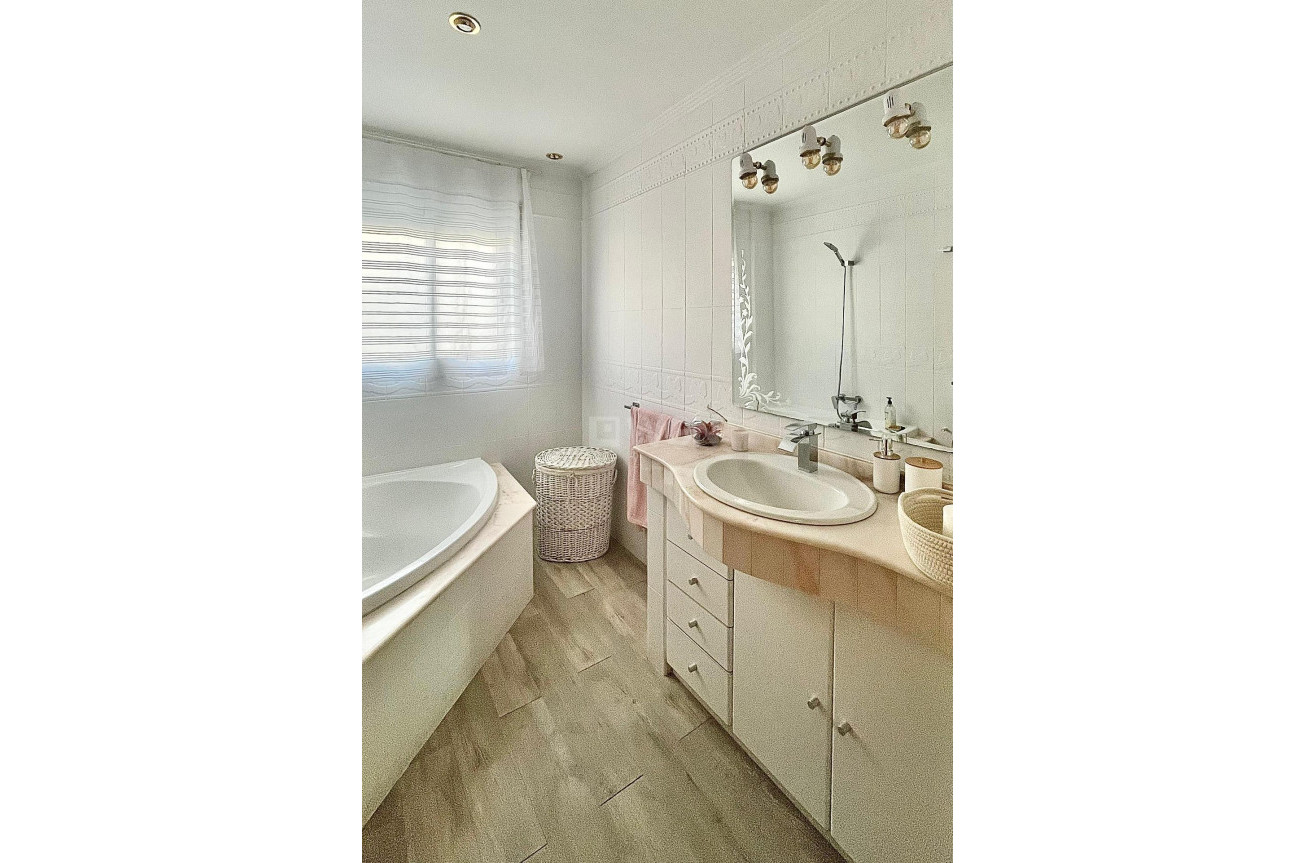 Resale - Villa - San Javier