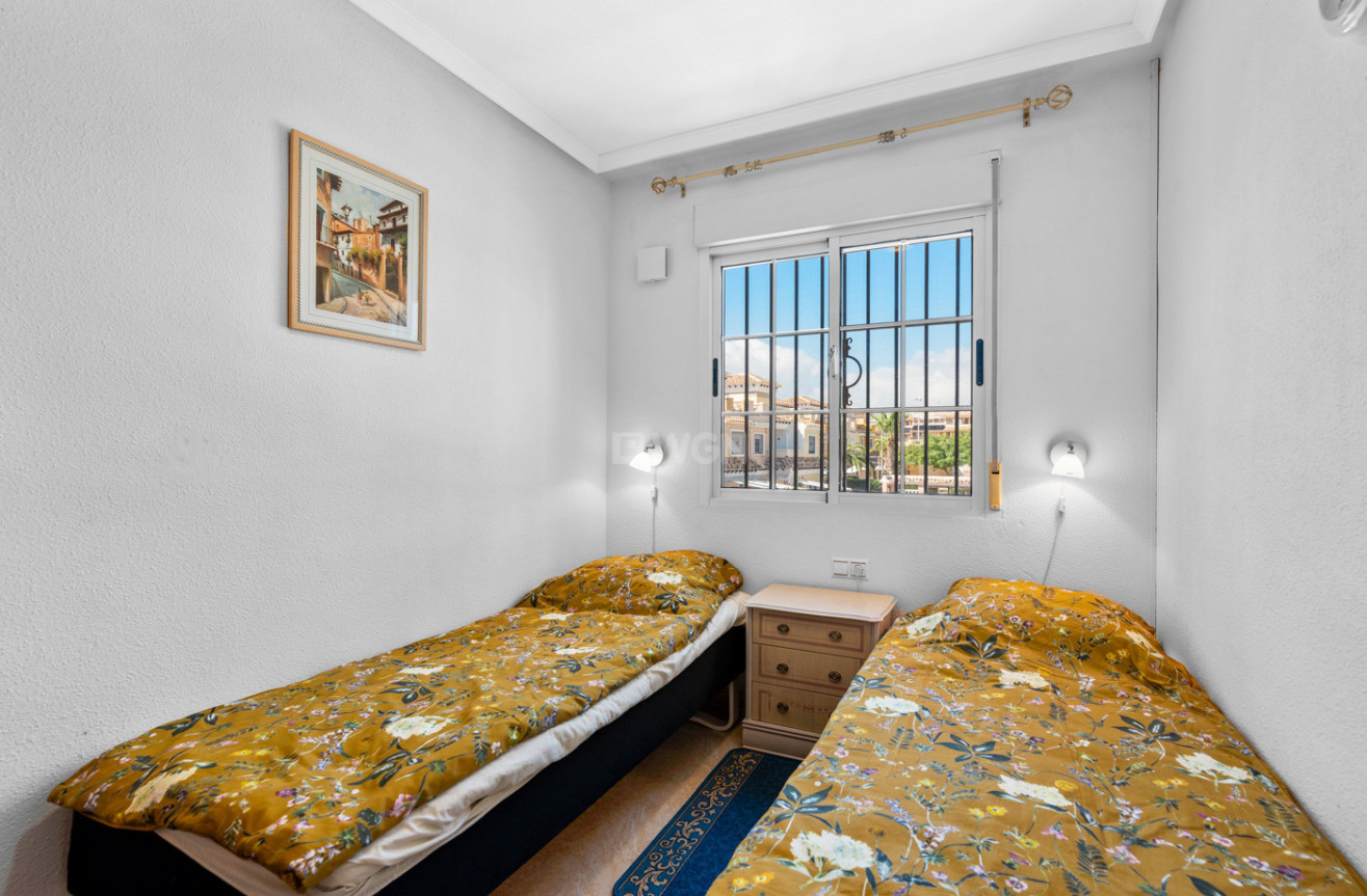 Resale - Property - Torrevieja - Costa Blanca