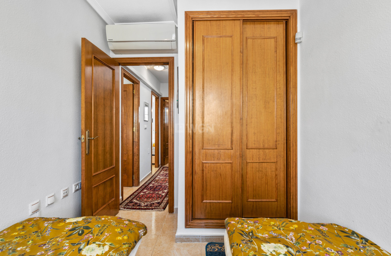 Resale - Property - Torrevieja - Costa Blanca