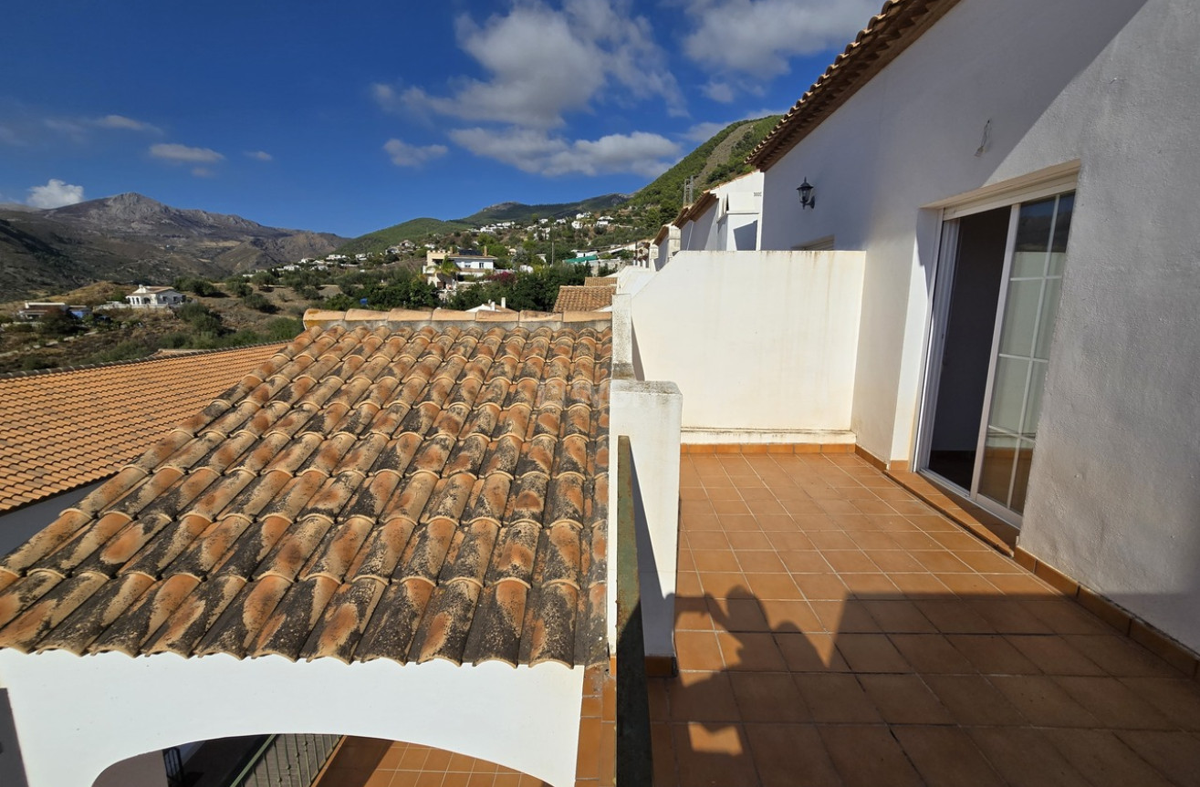 Odsprzedaż - Kamienica - Alcaucín - Inland