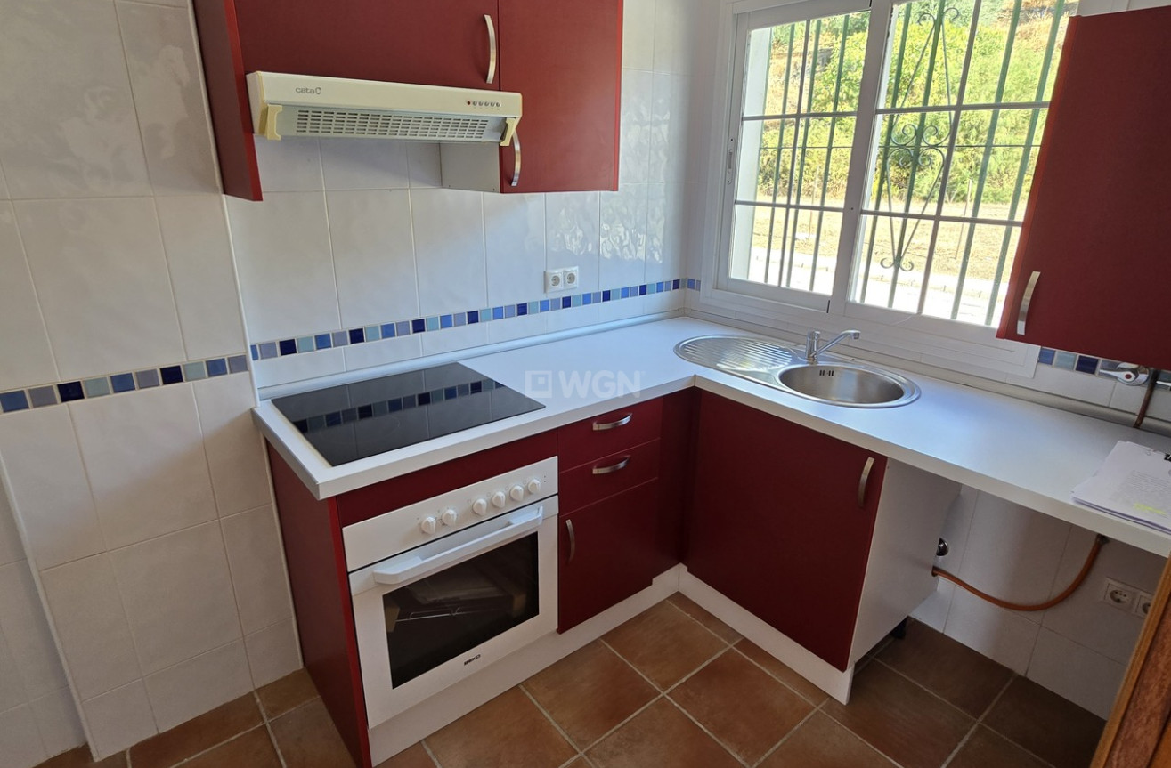 Odsprzedaż - Kamienica - Alcaucín - Inland