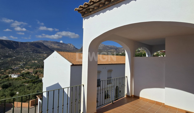 Odsprzedaż - Kamienica - Alcaucín - Inland