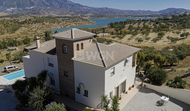 Resale - Villa - Los Romanes - Inland