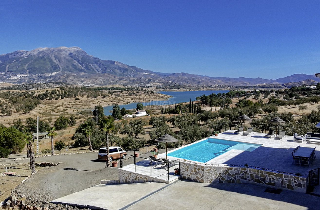 Resale - Villa - Los Romanes - Inland