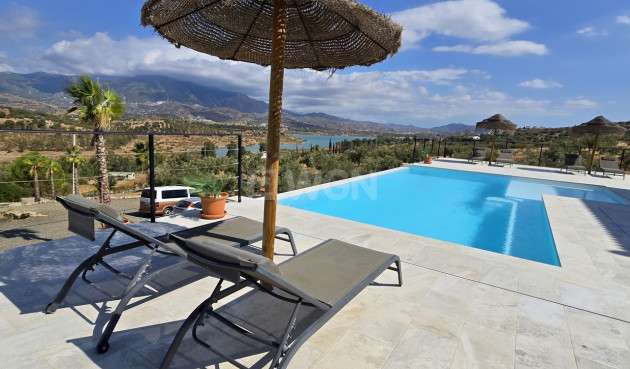 Resale - Villa - Los Romanes - Inland