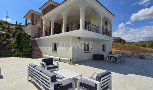 Resale - Villa - Los Romanes - Inland