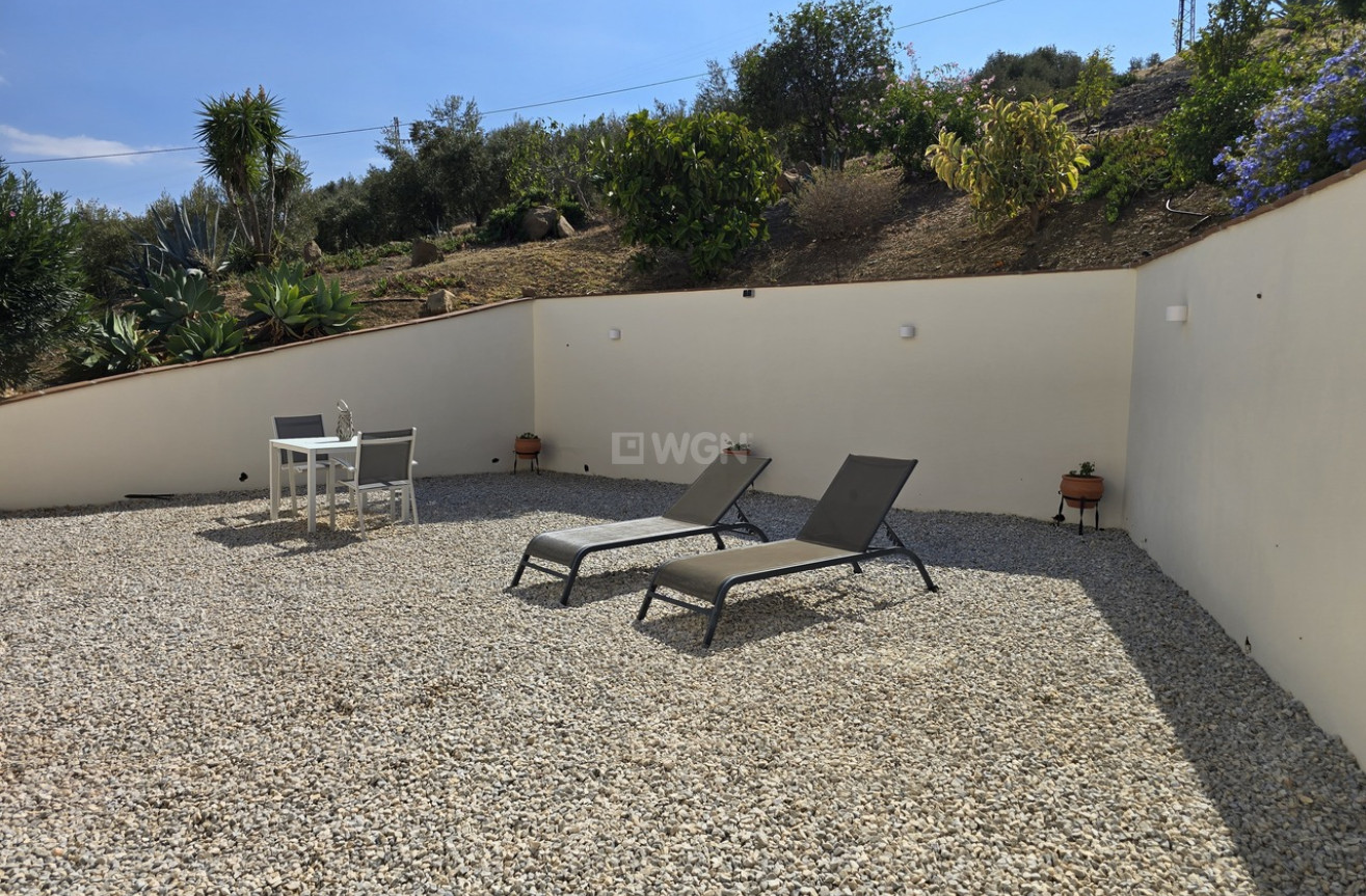 Resale - Villa - Los Romanes - Inland