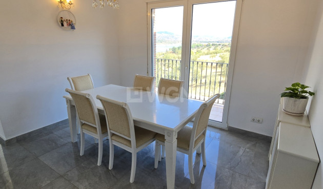 Resale - Villa - Los Romanes - Inland