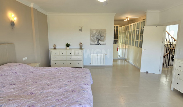 Resale - Villa - Los Romanes - Inland