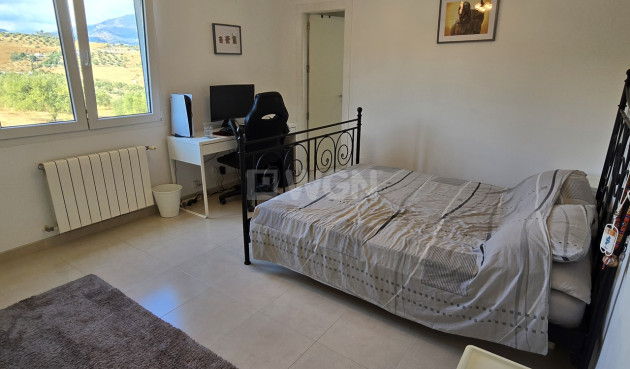 Resale - Villa - Los Romanes - Inland