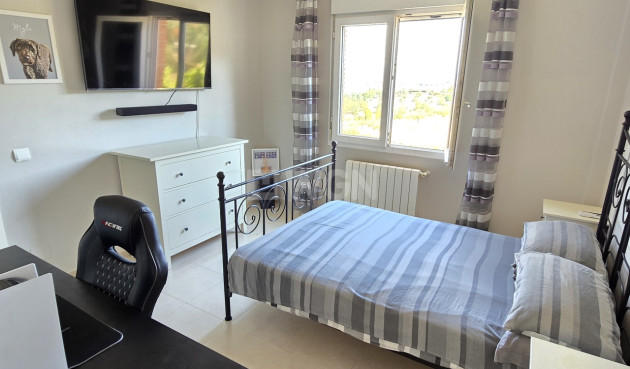 Resale - Villa - Los Romanes - Inland