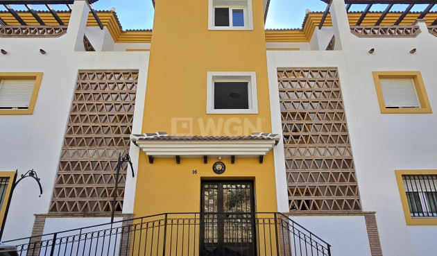 Odsprzedaż - Mieszkanie w bloku - Alcaucín - Inland