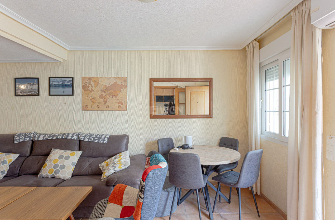 Resale - Villa - Pilar de la Horadada - Costa Blanca