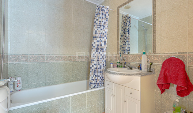 Resale - Villa - Pilar de la Horadada - Costa Blanca