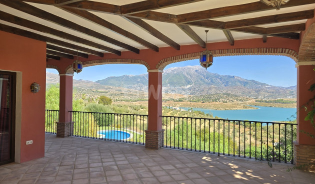 Odsprzedaż - Villa - Vinuela - Inland