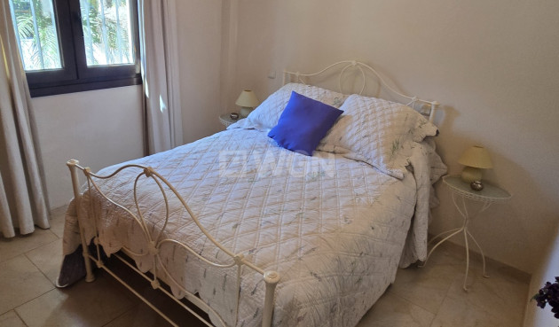 Odsprzedaż - Villa - Vinuela - Inland