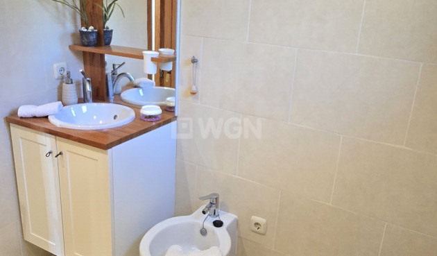 Odsprzedaż - Villa - Vinuela - Inland