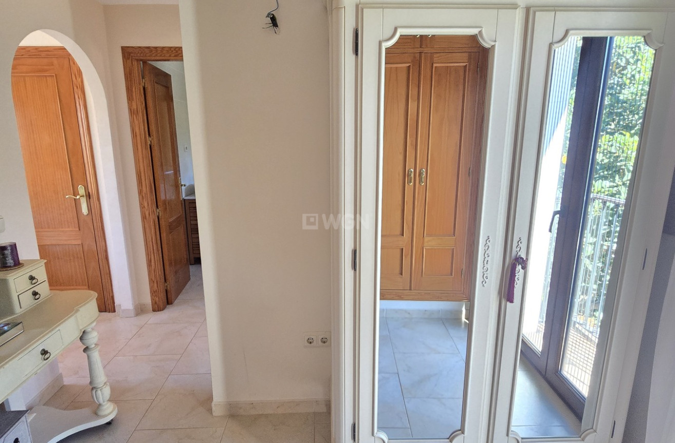 Odsprzedaż - Villa - Vinuela - Inland