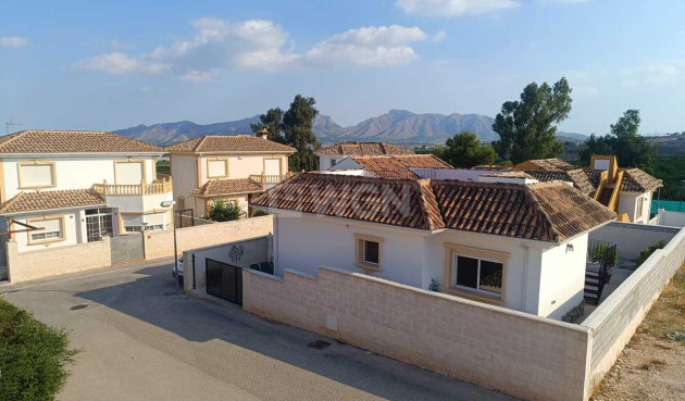 Resale - Villa - Fortuna - Inland