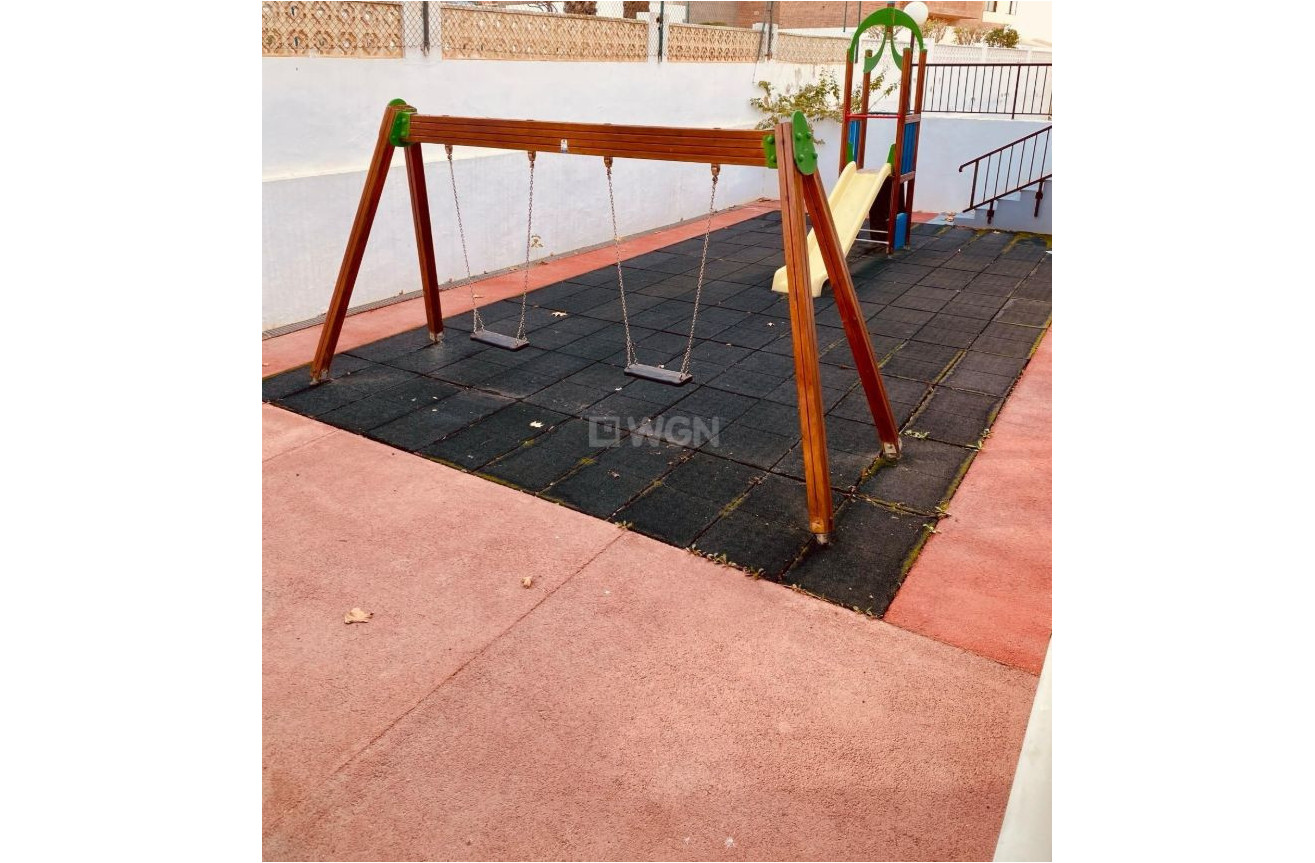 Odsprzedaż - Mieszkanie w bloku - Benidorm - Costa Blanca