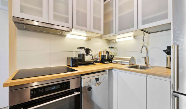 Odsprzedaż - Mieszkanie w bloku - Torrevieja - Costa Blanca