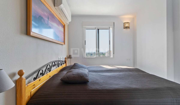 Odsprzedaż - Mieszkanie w bloku - Torrevieja - Costa Blanca