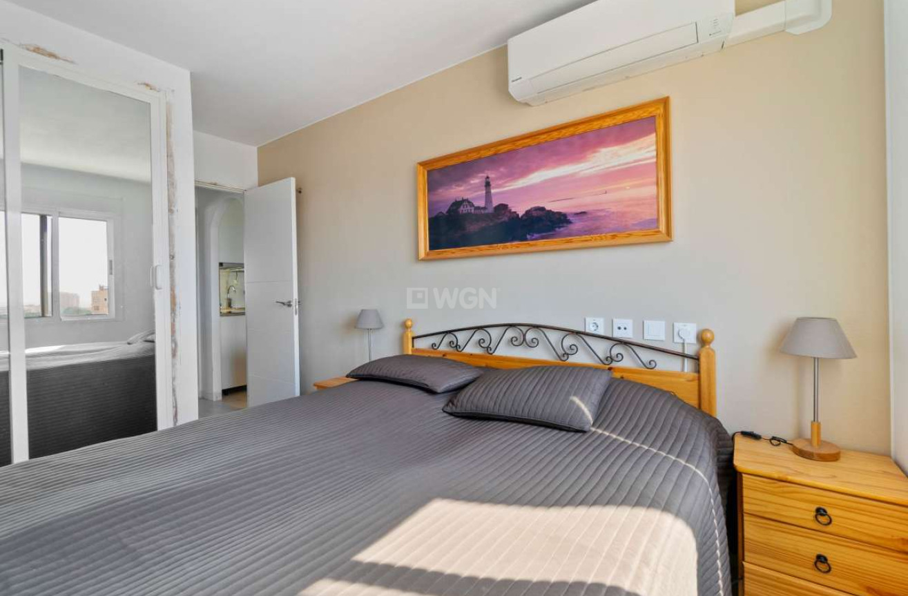 Odsprzedaż - Mieszkanie w bloku - Torrevieja - Costa Blanca