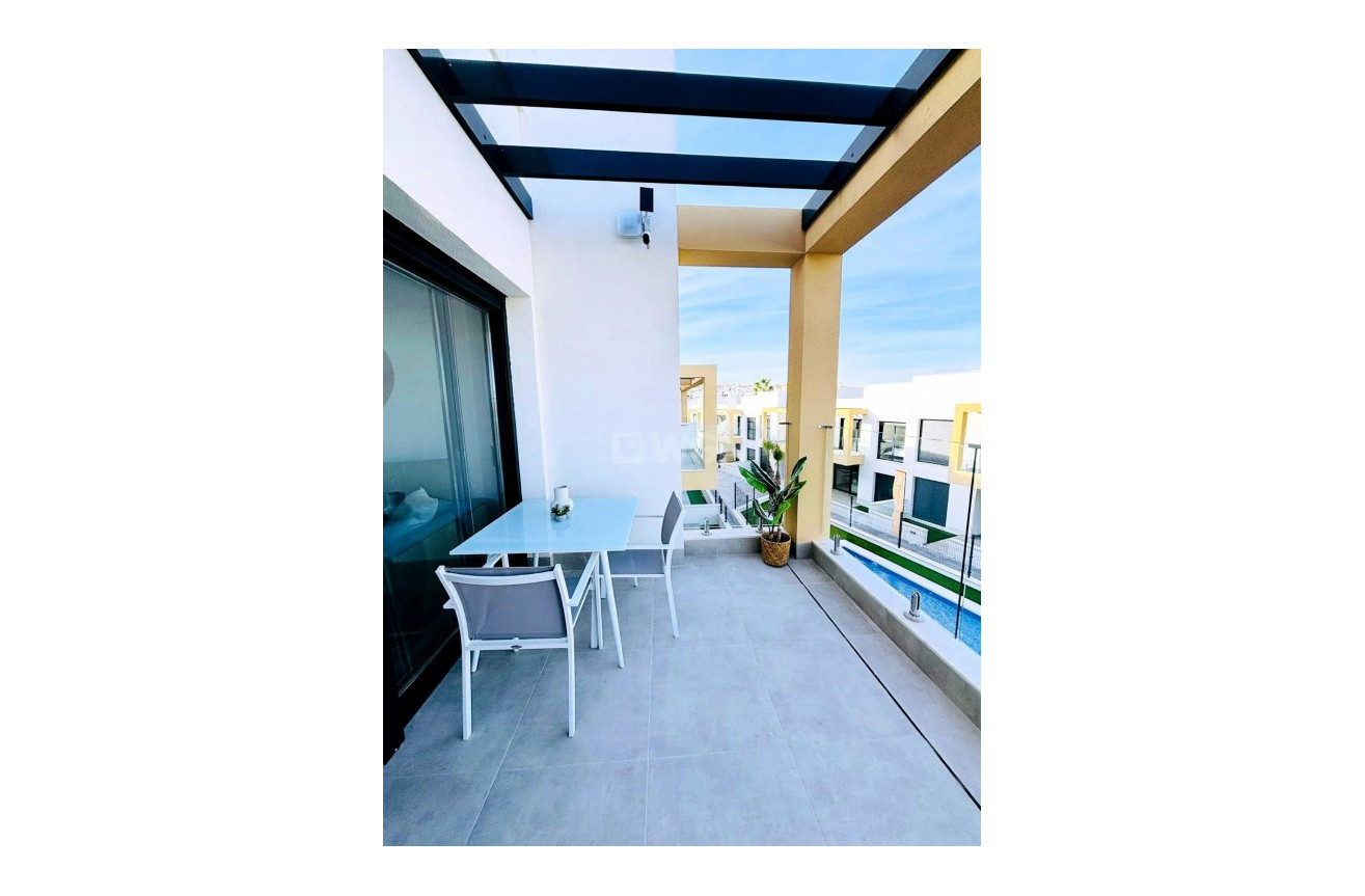 Wiederverkauf - Wohnung - Las Filipinas - Inland