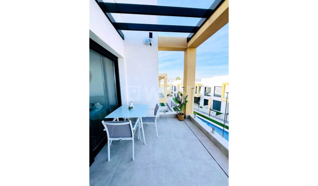 Wiederverkauf - Wohnung - Las Filipinas - Inland