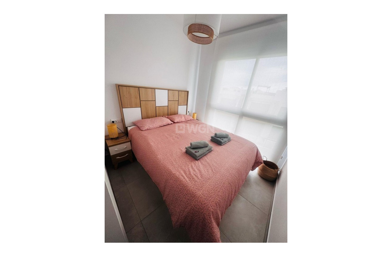 Wiederverkauf - Wohnung - Las Filipinas - Inland