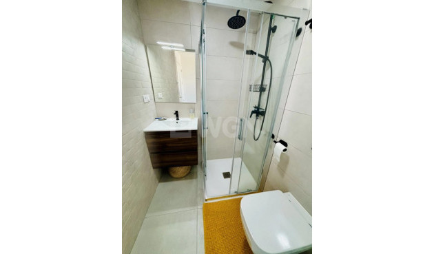 Wiederverkauf - Wohnung - Las Filipinas - Inland