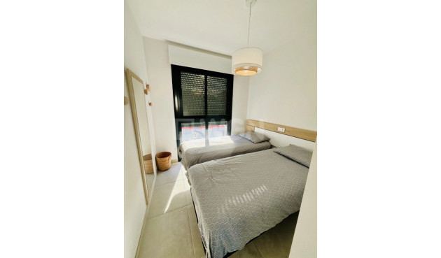 Wiederverkauf - Wohnung - Las Filipinas - Inland